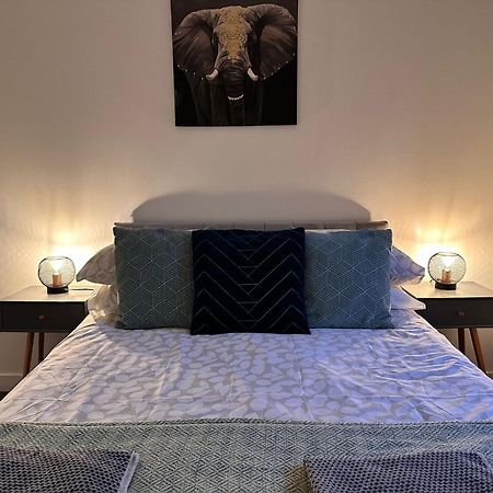 Brightcentral Apartment With Parking Glasgow Extérieur photo