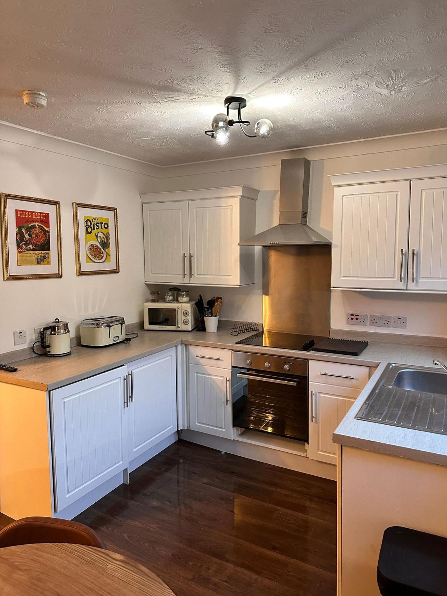 Brightcentral Apartment With Parking Glasgow Extérieur photo